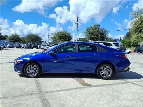 2025 Hyundai ELANTRA HEV Blue