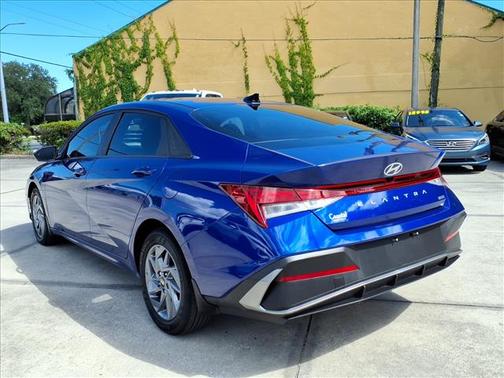 2025 Hyundai ELANTRA HEV Blue