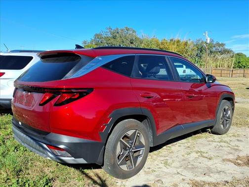 2025 Hyundai TUCSON SEL