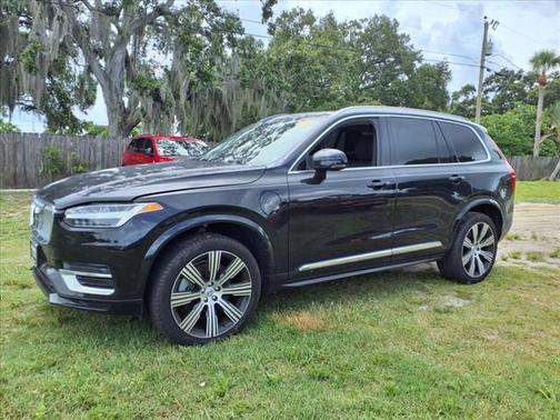 2024 Volvo XC90 Recharge Plug-In Hybrid T8 Ultimate Bright Theme 7-Seater