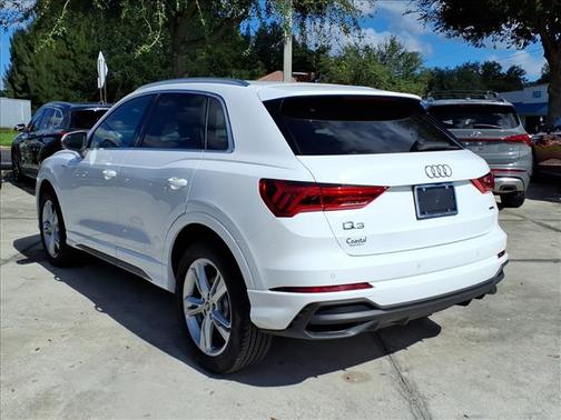 2024 Audi Q3 45 S line Premium