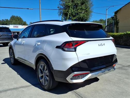 2024 Kia Sportage SX