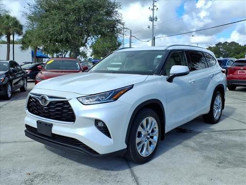 2022 Toyota Highlander Limited