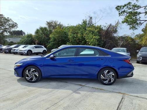 2026 Hyundai ELANTRA HEV Limited