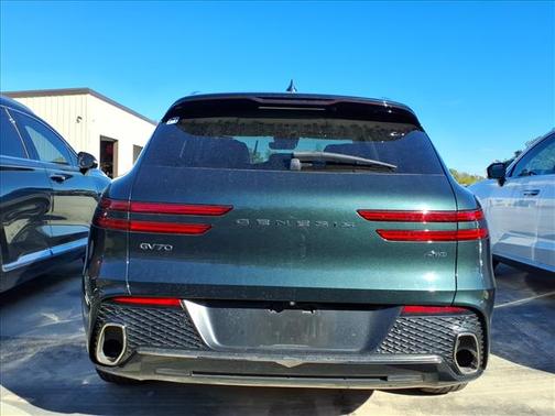 2023 Genesis GV70 2.5T