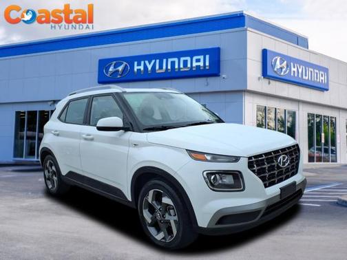 2023 Hyundai VENUE SEL