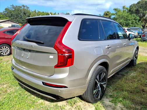 2023 Volvo XC90 Recharge Plug-In Hybrid T8 Plus Dark Theme 7 Passenger