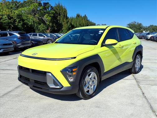 2026 Hyundai KONA SE