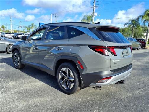 2025 Hyundai TUCSON SEL