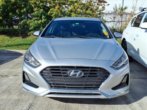 2019 Hyundai SONATA SE