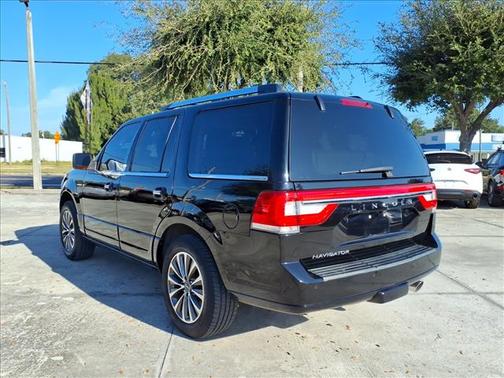 2017 Lincoln Navigator Select