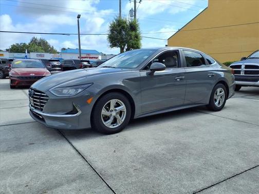 2022 Hyundai SONATA SE