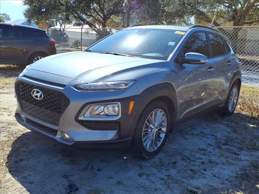 2020 Hyundai KONA SEL Plus