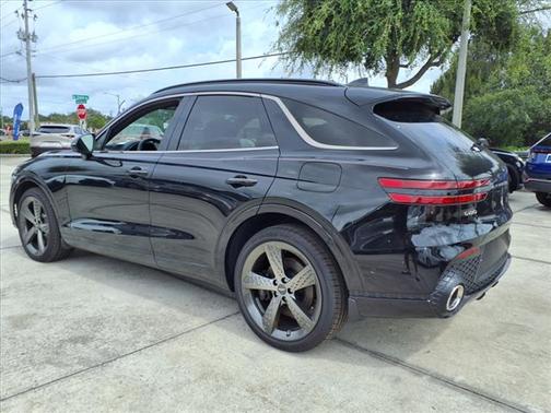 2025 Genesis GV70 2.5T