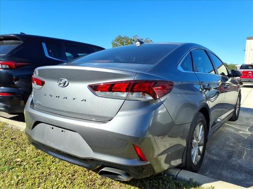 2018 Hyundai SONATA SE