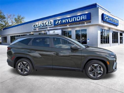 Green 2026 Hyundai TUCSON SEL