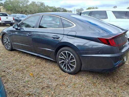 2021 Hyundai SONATA Limited