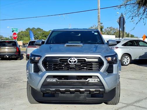 2024 Toyota Tacoma Hybrid TRD Sport