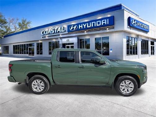 Tactical Green 2024 Nissan Frontier SV