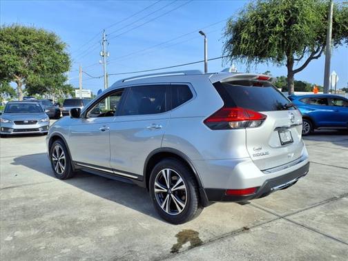 2017 Nissan Rogue SL