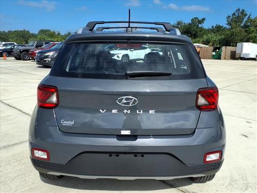 2026 Hyundai VENUE 