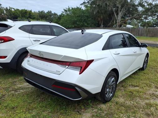 2025 Hyundai ELANTRA HEV Blue