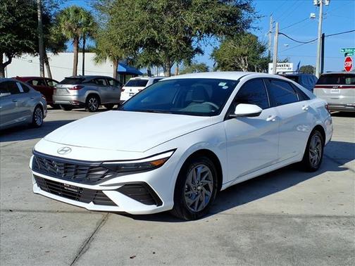 2025 Hyundai ELANTRA HEV Blue