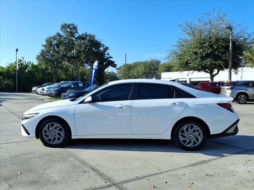 2025 Hyundai ELANTRA HEV Blue