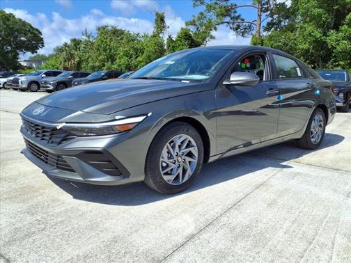 2025 Hyundai ELANTRA HEV