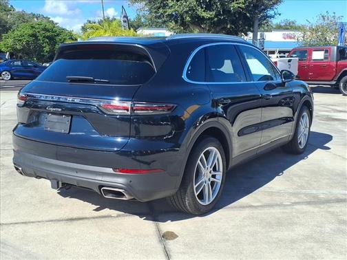 2023 Porsche Cayenne