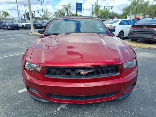 2012 Ford Mustang V6 Premium
