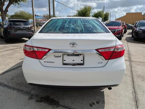 2015 Toyota Camry SE