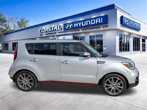 Bright Silver 2017 Kia Soul !