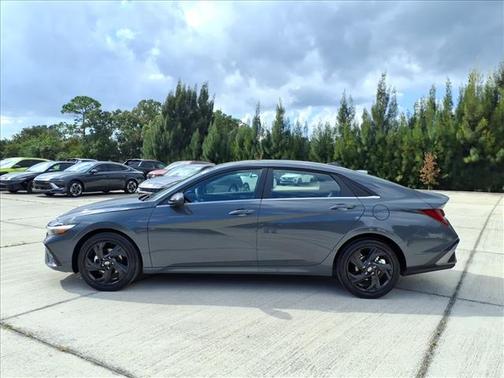 2026 Hyundai ELANTRA SEL