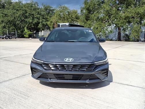 2026 Hyundai ELANTRA SEL