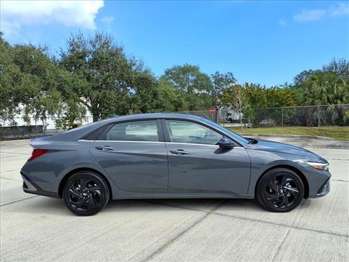 2026 Hyundai ELANTRA SEL