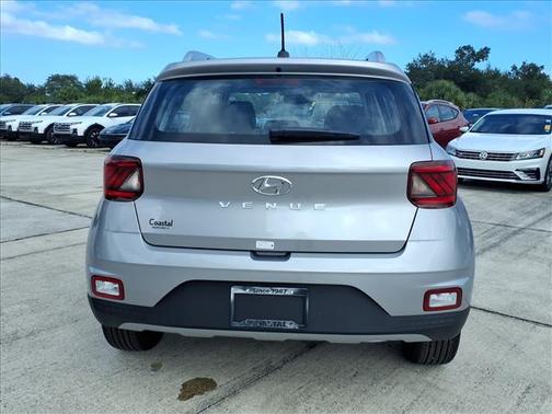 2026 Hyundai VENUE 