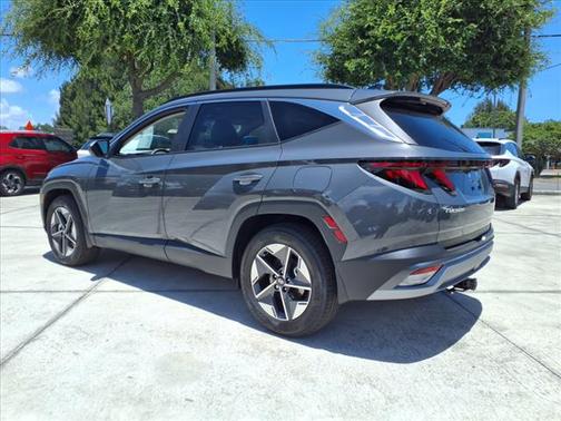 2025 Hyundai TUCSON SEL