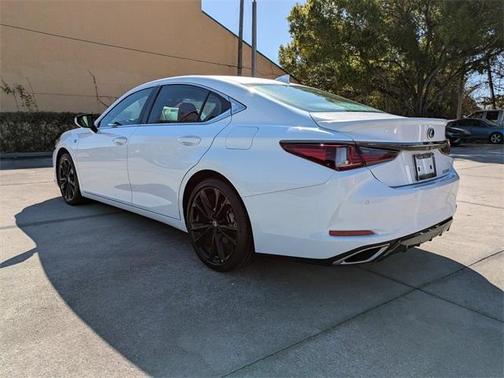 2024 Lexus ES 350 F SPORT Handling