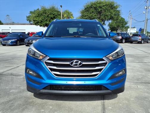 2017 Hyundai TUCSON SE Plus