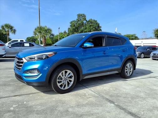 2017 Hyundai TUCSON SE Plus