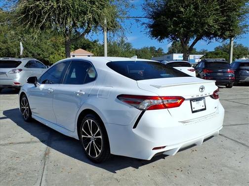 2019 Toyota Camry SE