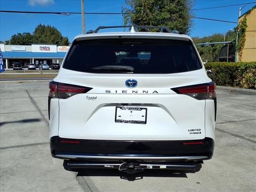 2022 Toyota Sienna Limited