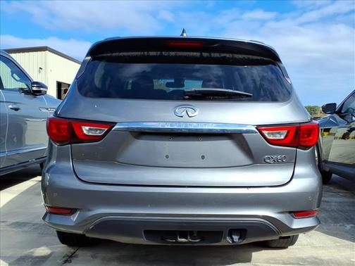 2016 INFINITI QX60 Base