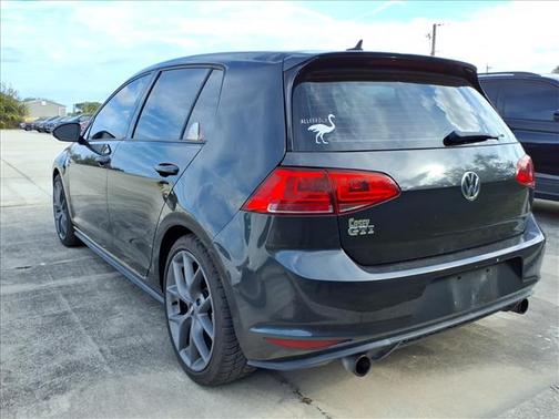 2017 Volkswagen Golf GTI S 4-Door