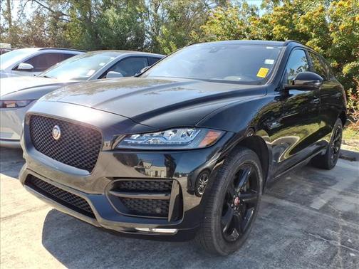 2017 Jaguar F-PACE 35t R-Sport