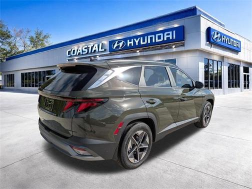 Green 2026 Hyundai TUCSON SEL