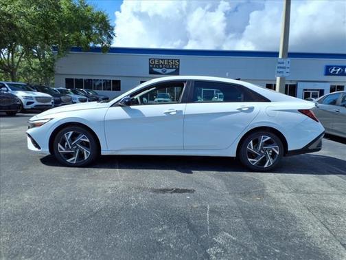 2025 Hyundai ELANTRA HEV Limited