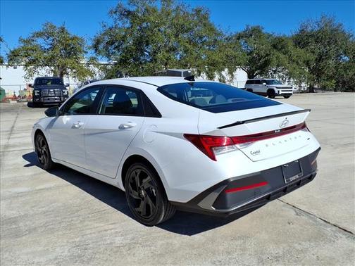 2026 Hyundai ELANTRA HEV SEL Sport