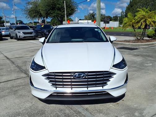 2022 Hyundai SONATA Hybrid Blue
